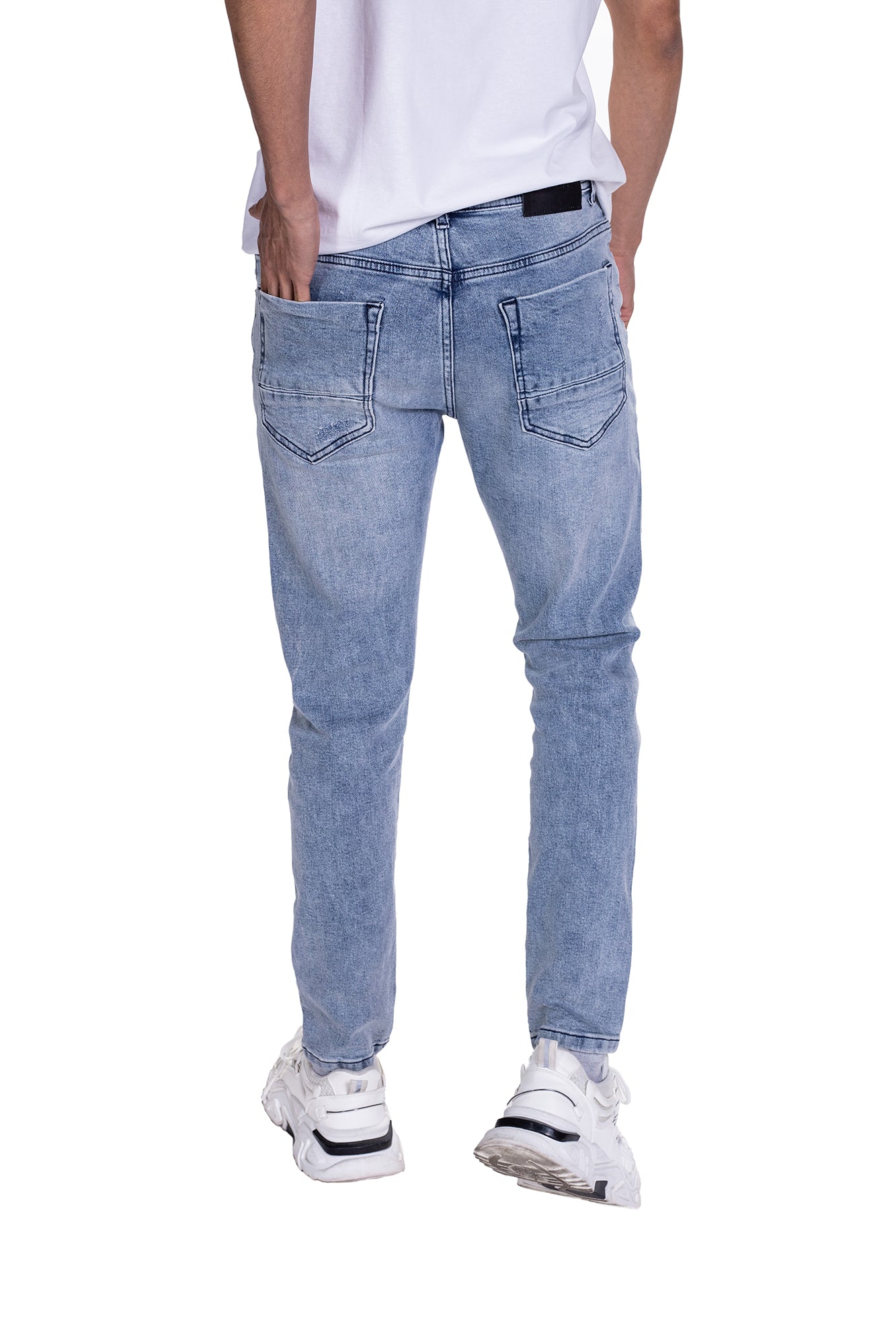Jean Slim Fit con desgaste