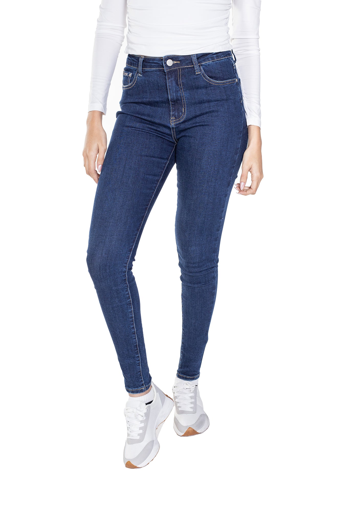 JEANS MID RISE PARA MUJER