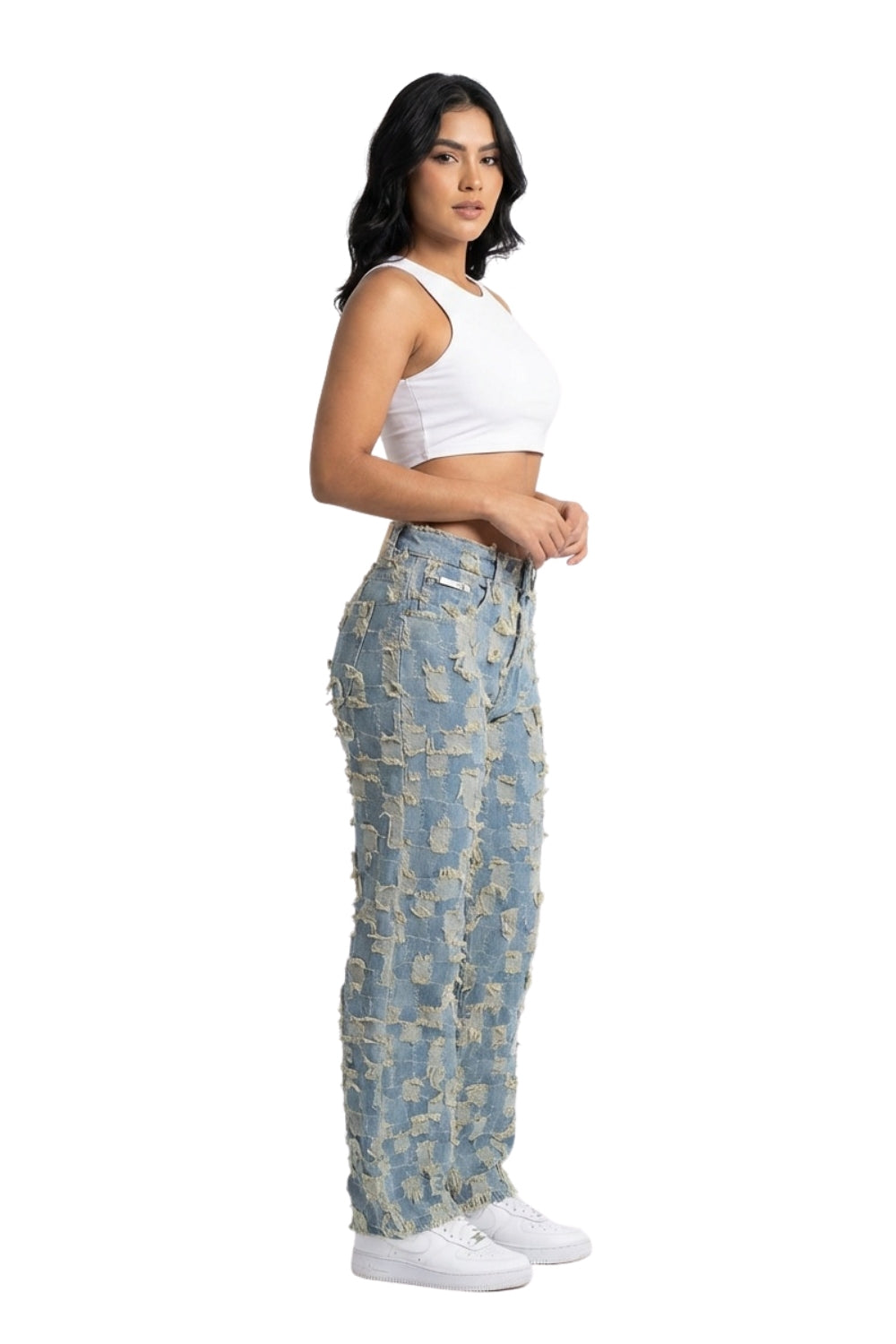 JEAN RECTO CON TEXTURA DISTRESSED