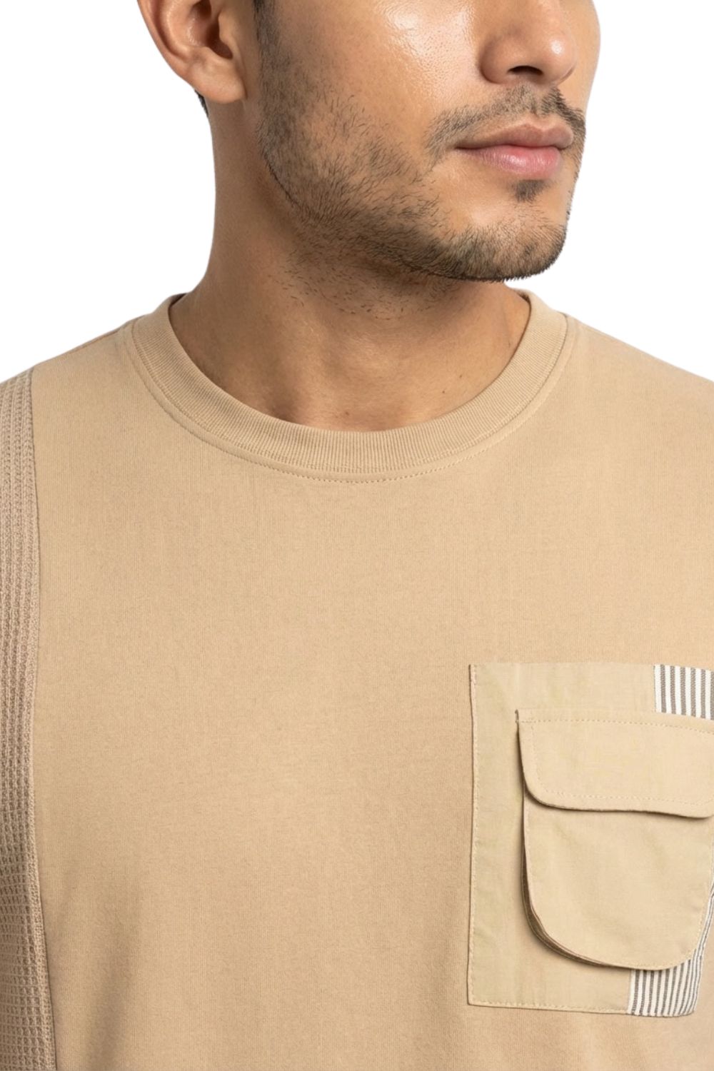 Camiseta Combinada con Bolsillo Frontal