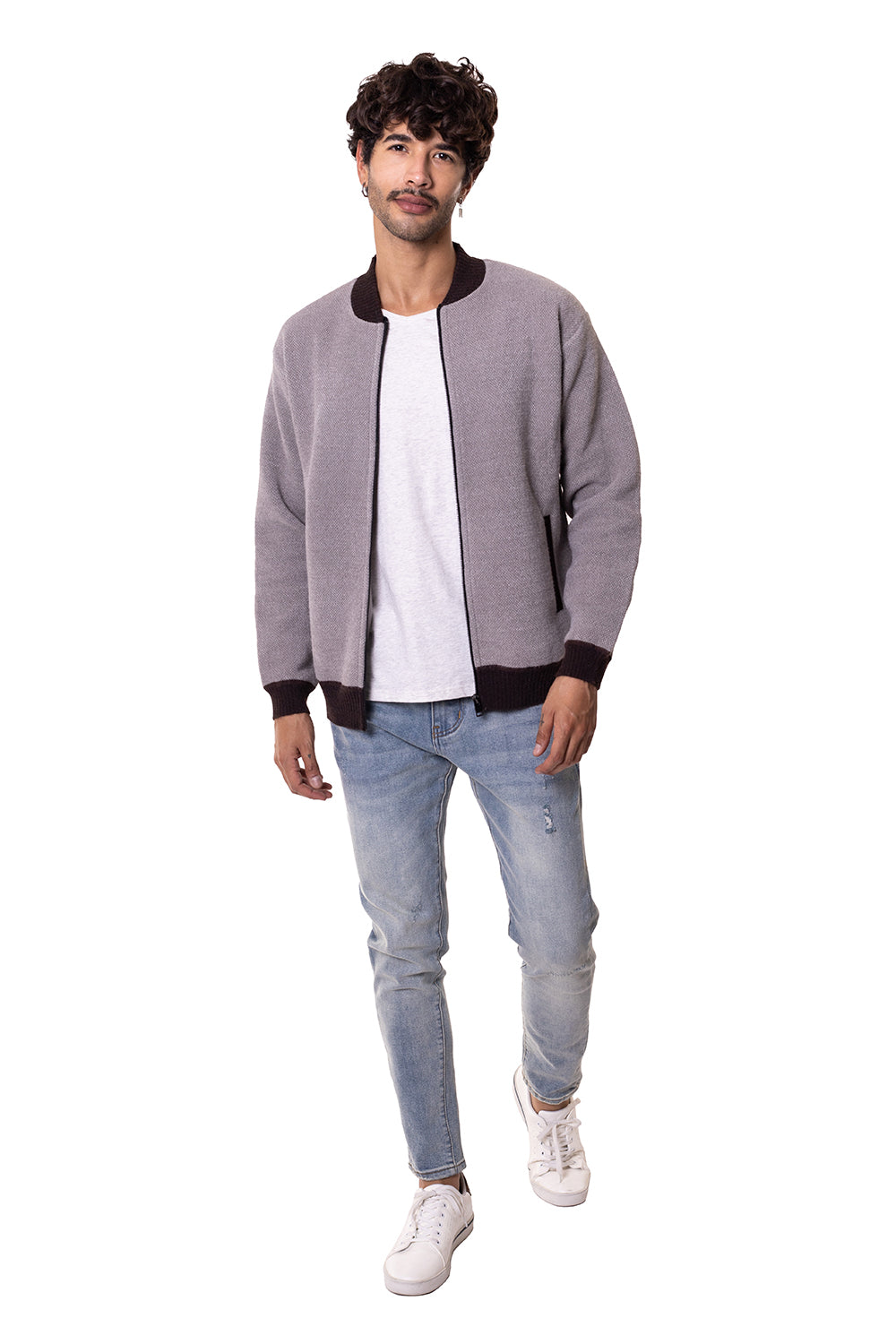 Sweater tipo bomber con cremallera