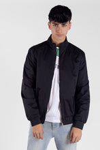 Cargar imagen en el visor de la galería, Chaqueta Básica Color Negro Para Hombre
