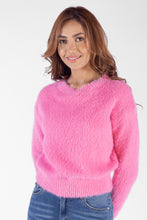 Cargar imagen en el visor de la galería, Sweater Peludo Rosa Para Mujer
