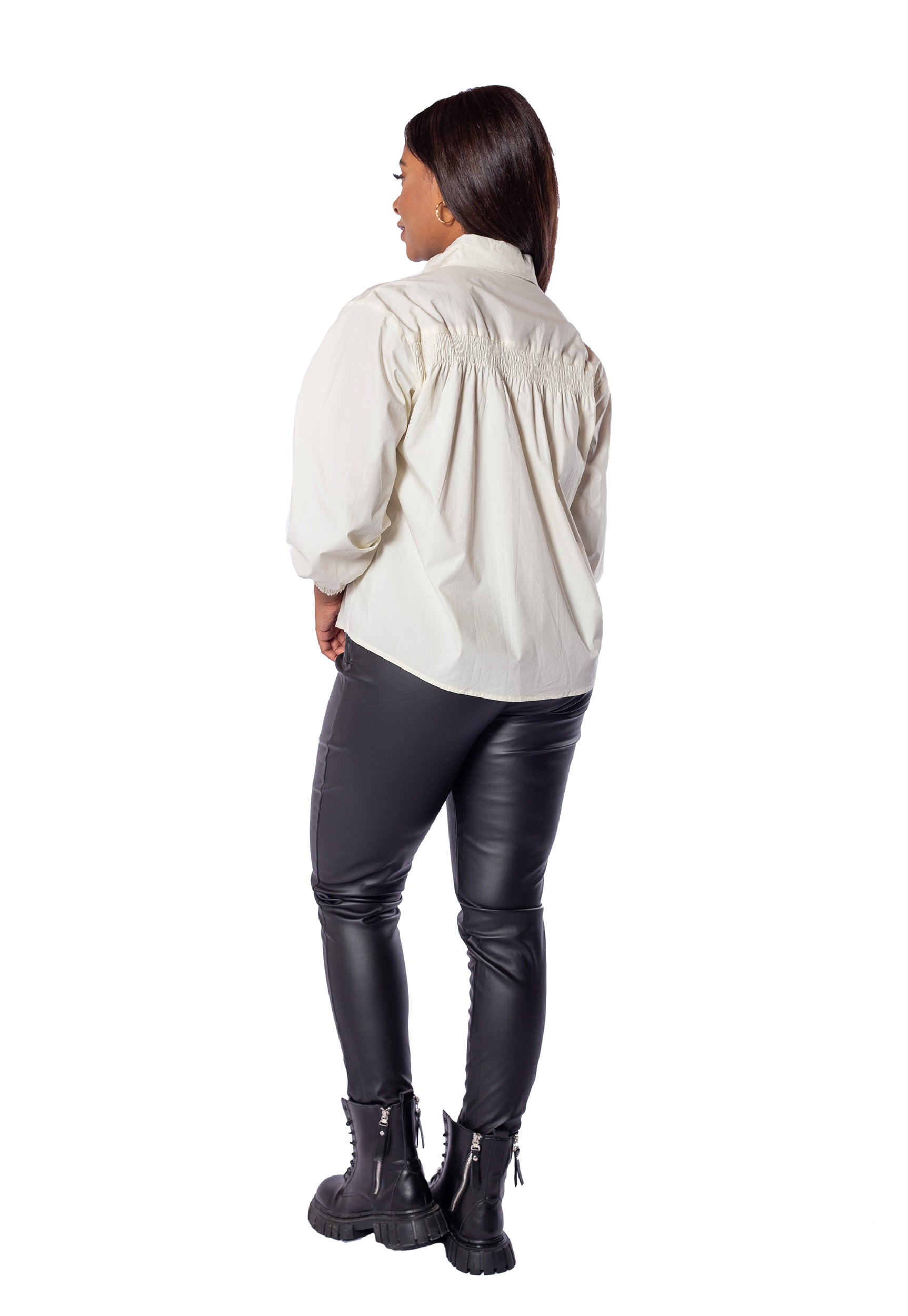 Blusa resortada para mujer